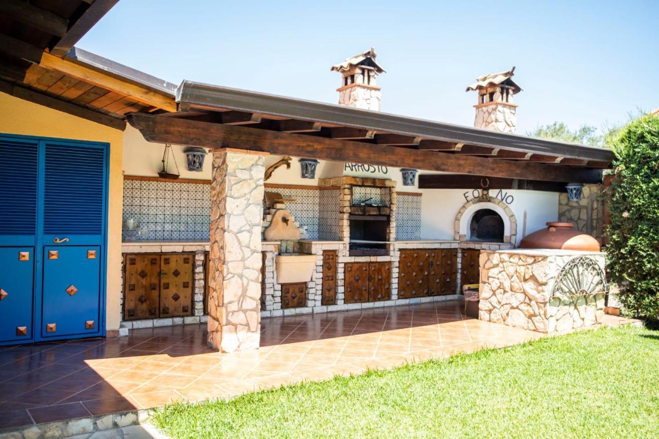 LUXURY VILLA WITH PRIVATE POOL AND PRIVATE GARDENS - Dimora Fanale Altavilla Milicia Exterior foto